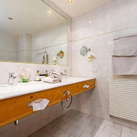 Wellnesshotel Mein Almhof Superior Nauders Exterior photo