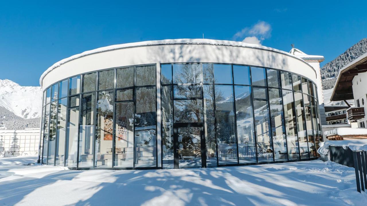 Mein Almhof Superior Hotel 4*